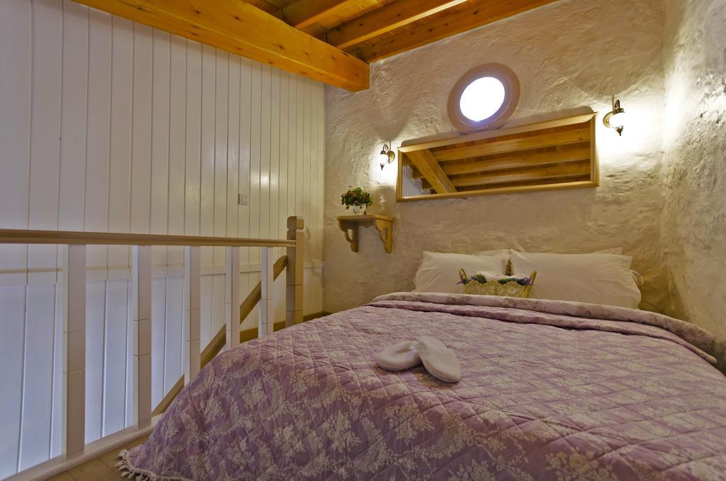 Lilyum Alacati - Tas Ev Exterior foto